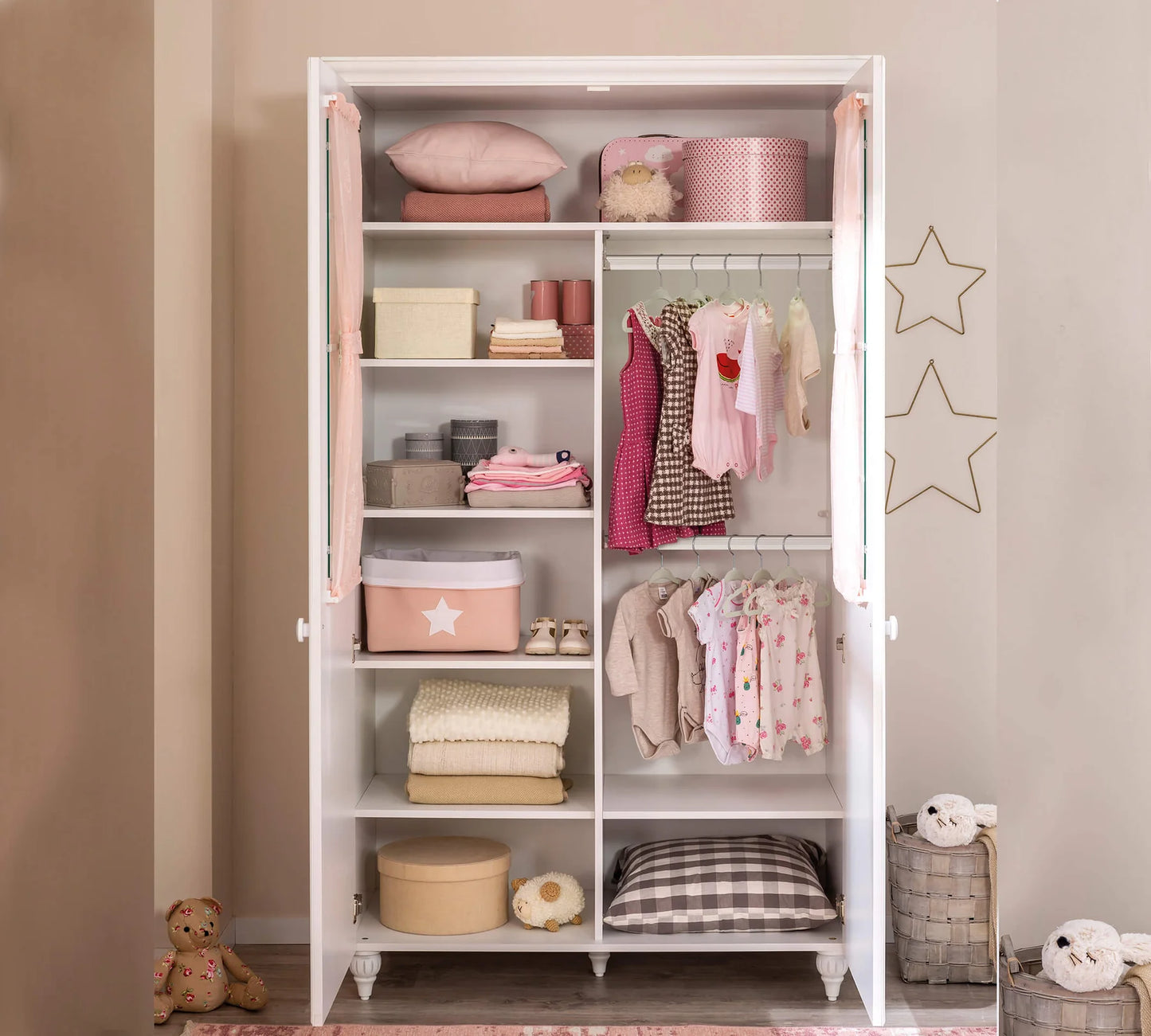 Детски двукрилен гардероб с прозорци Romantica