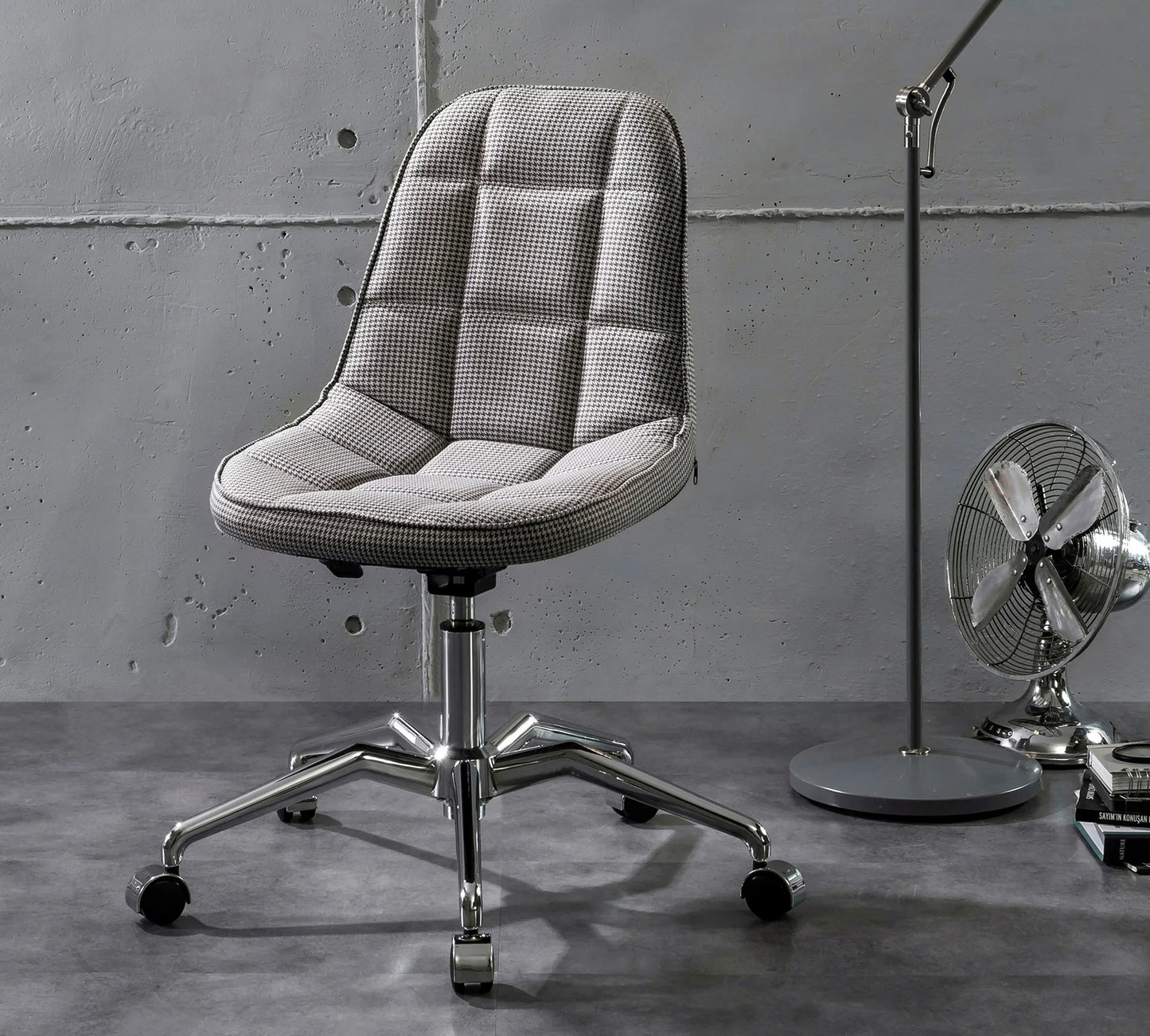 Детски стол Modern Chair (сив)