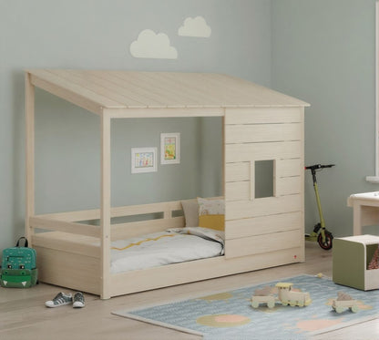 Легло с покрив и прозорец Montes Natural