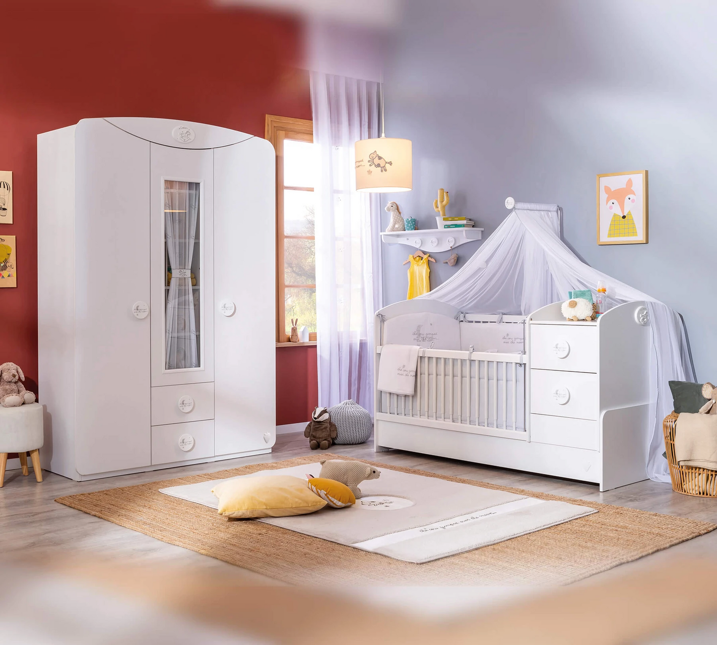 Детски трикрилен гардероб с прозорче Baby Cotton
